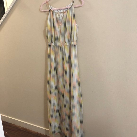 cupcakes & cashmere Dresses & Skirts - Cupcakes and Cashmere Long Maxi Dress